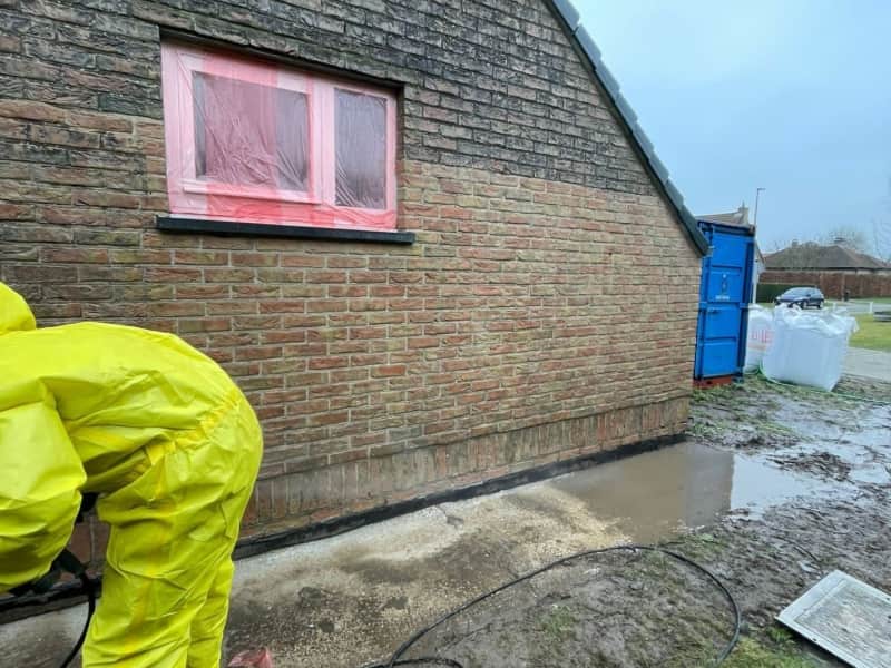 Gevelreiniging woning Watervliet  - Joan Products