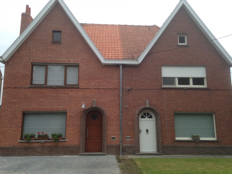 Dak- en gevelreiniging woning  - Joan Products